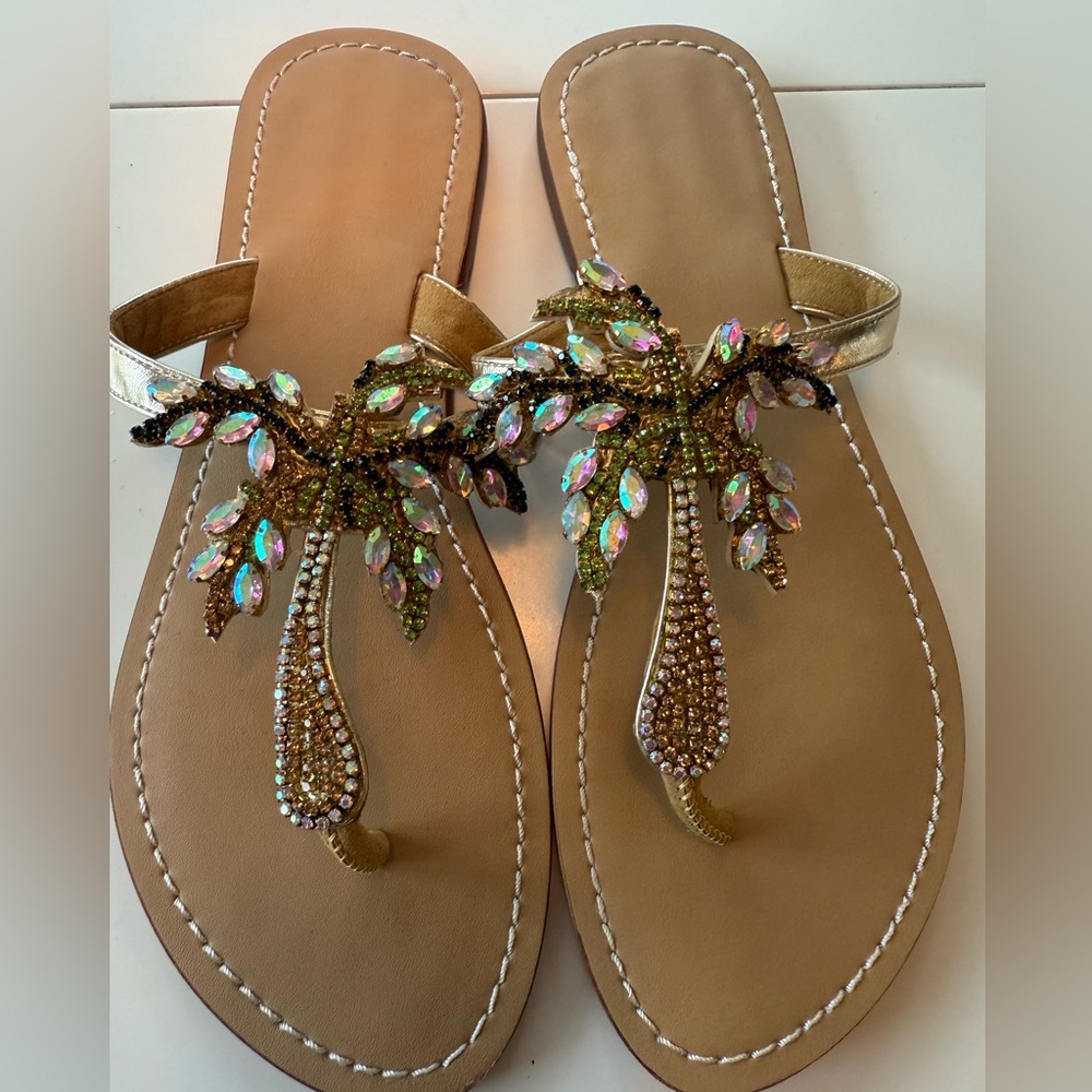 EUC. Rhinestone palm tree sandals.  Perfect for beach - vacation - wedding.  W8